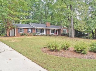 180 Saura Ln, Winston Salem, NC 27107