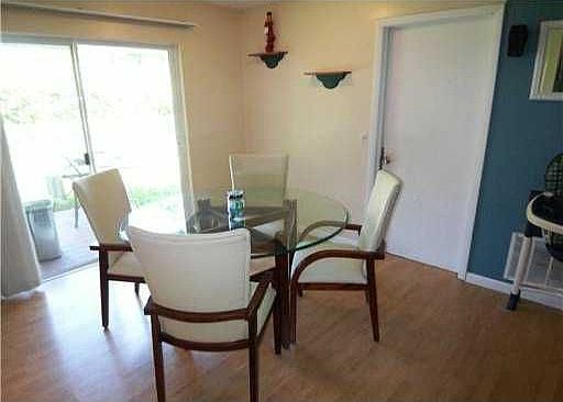 4th image of 2465 28th Ave SW