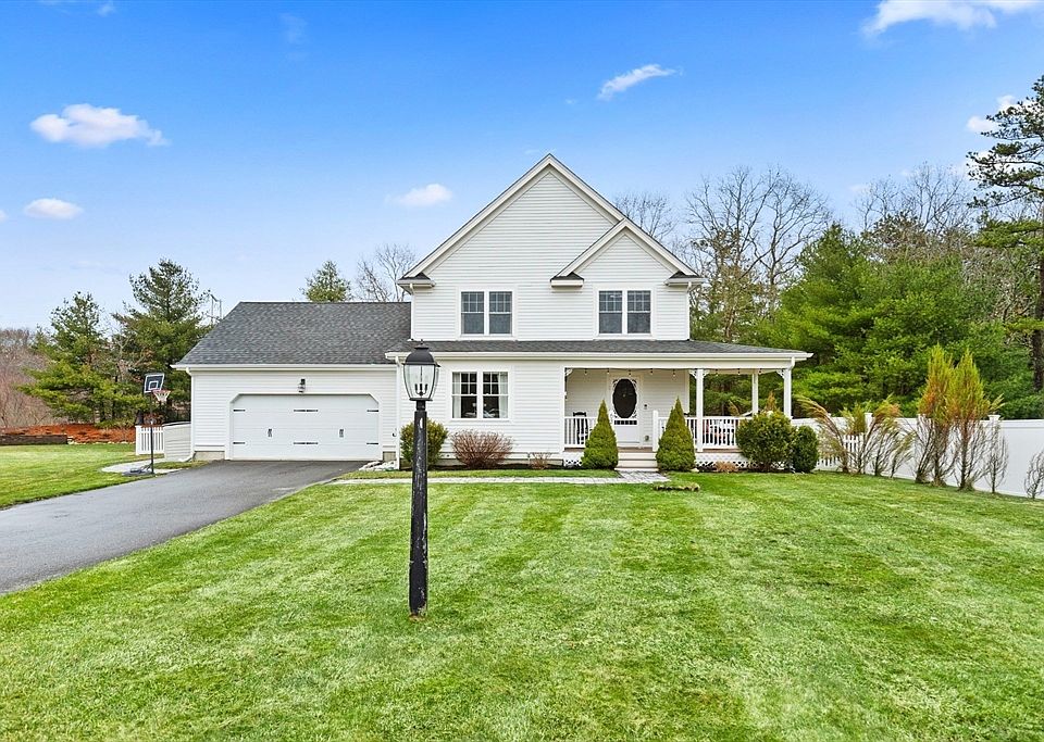 1st image of 63 Christmas Tree Ln