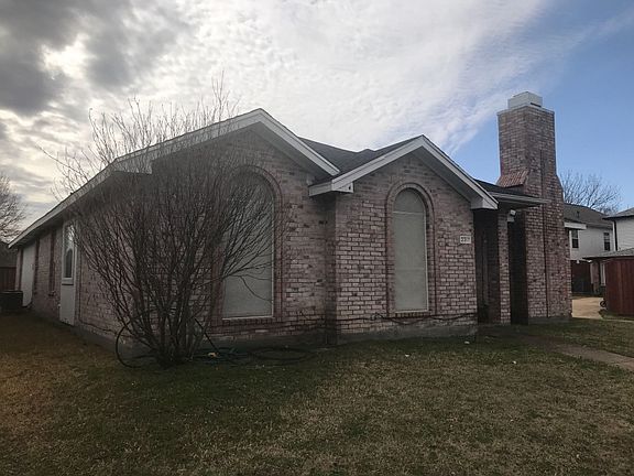 2nd image of 2317 Valley Creek Dr
