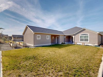 6733 Caspian Pl, West Richland, WA, 99353