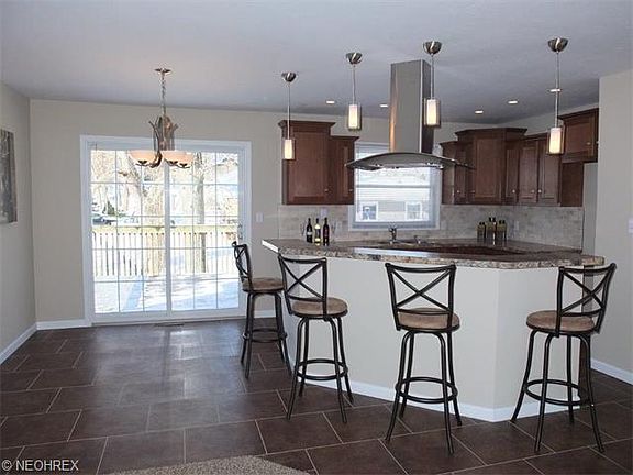 3rd image of 5864 Lyric Dr