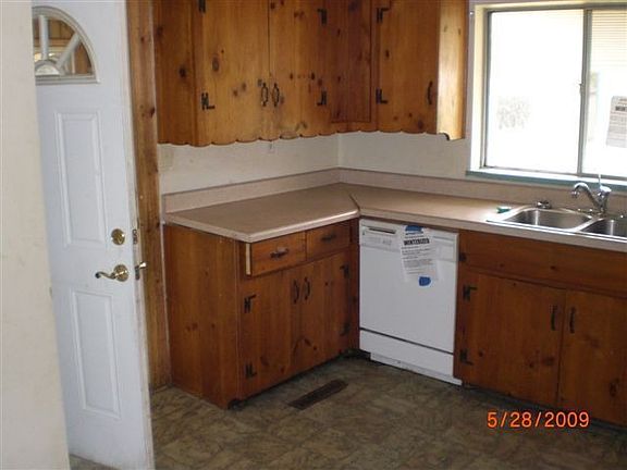 3rd image of 1041 N McDonel St