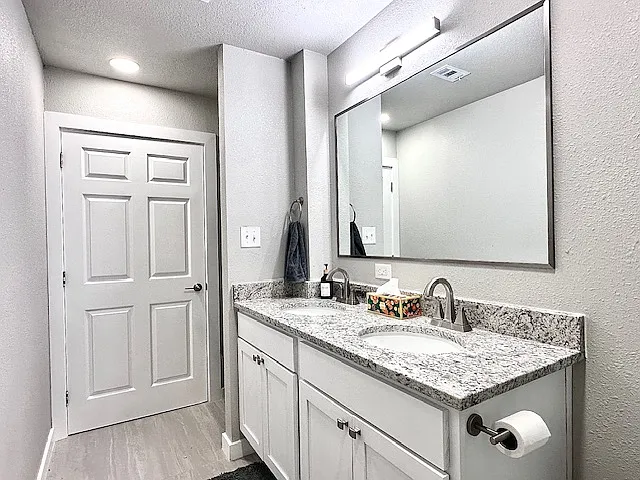 1209 Walmsley Ave — Photo 16