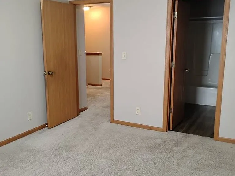 3280 Hopkins Ct — Photo 8