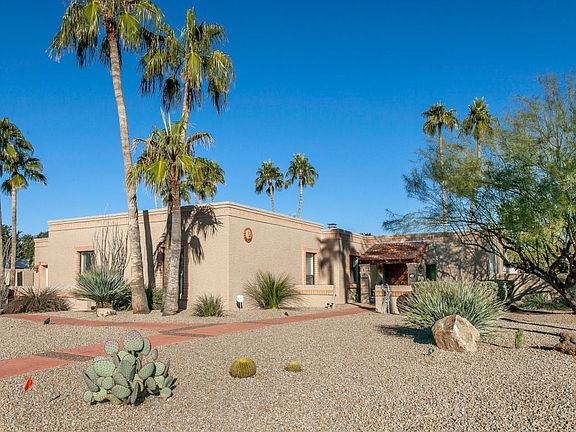 3rd image of 4552 E Desert Cove Ave