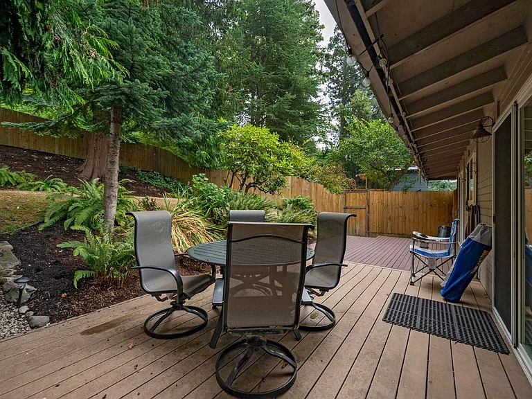 5008 Puget Blvd SW — Photo 24