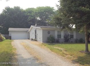 216 Van Lieu St, Charlotte, MI 48813