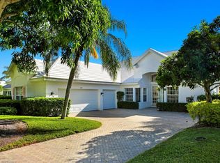 823 Ashburton Dr, Naples, FL 34110