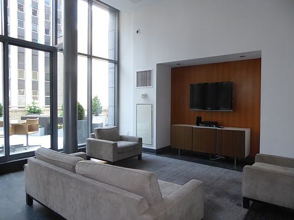 5th image of 90 William St Frnt 2