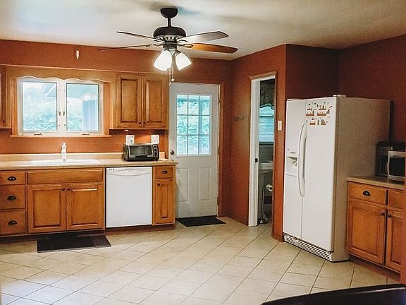 5th image of 4816 Crescent Dr