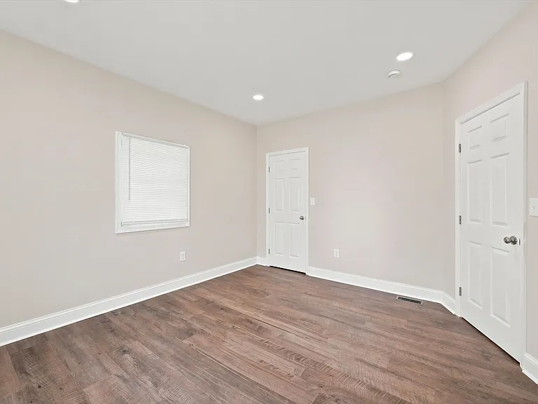 1605 Brintons Bridge Rd — Photo 21