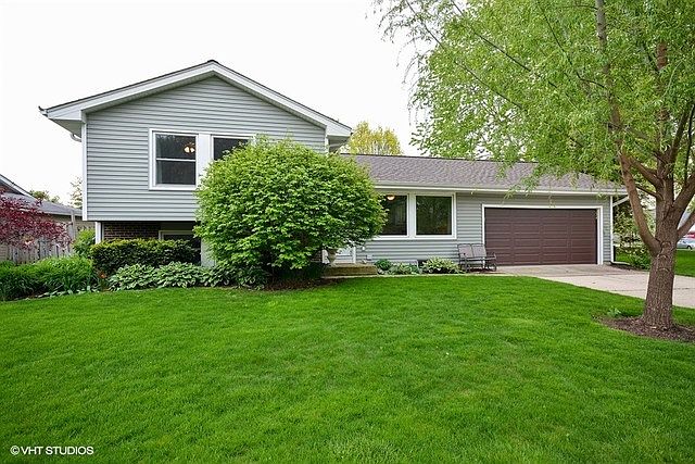 1st image of 30W235 Bedford Ln
