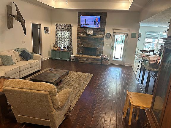 5th image of 948 Lee Road 283