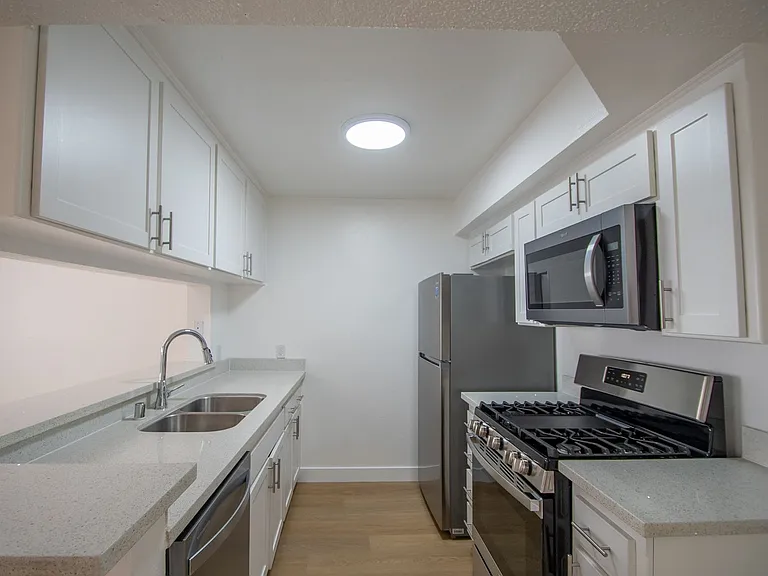 11030 Hartsook Street — Photo 42
