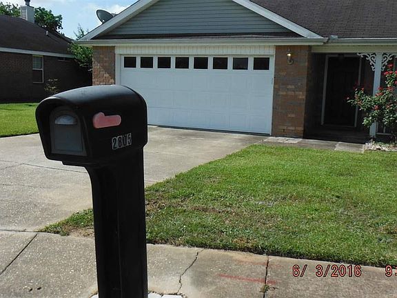 3rd image of 2805 Windchester Dr