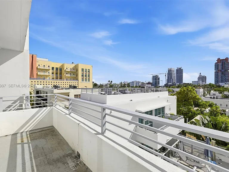 421 Meridian Ave #16 — Photo 30