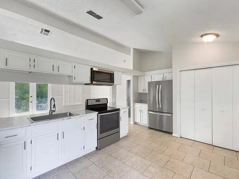 7432 Sweet Rose Ln — Photo 14