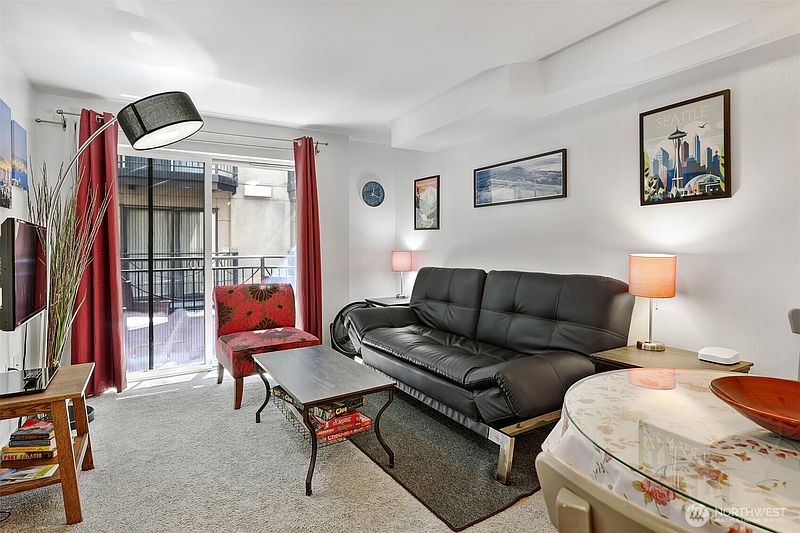 4th image of 425 Vine Street #510