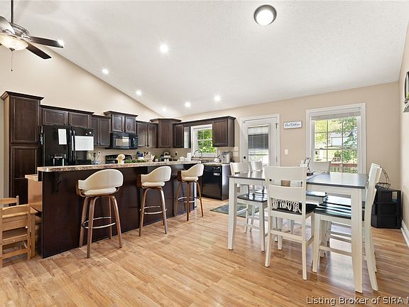 5th image of 642 O'Bannon Court