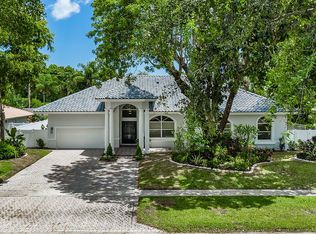 6821 N Grande Dr, Boca Raton, FL 33433