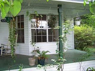 3rd image of 5287 Cliff St