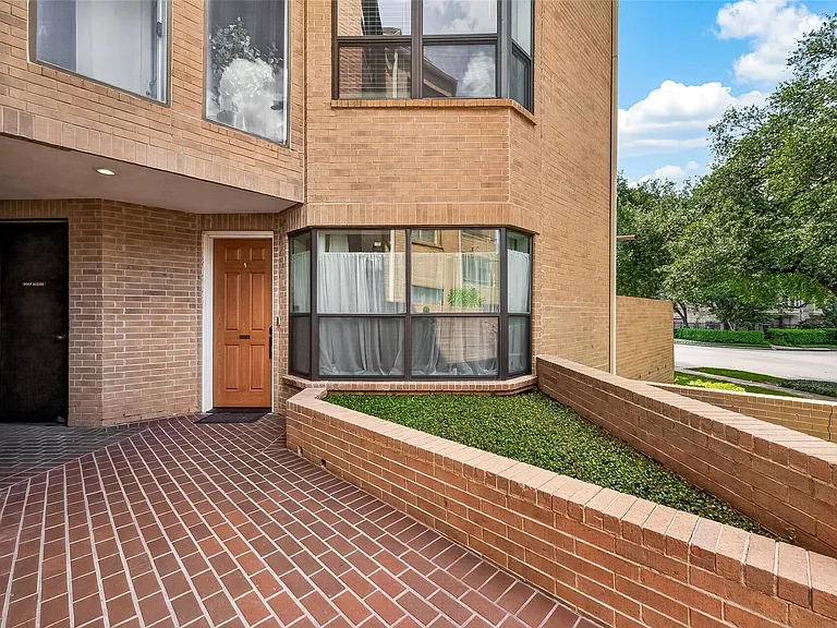 5220 Weslayan St #107 — Photo 4