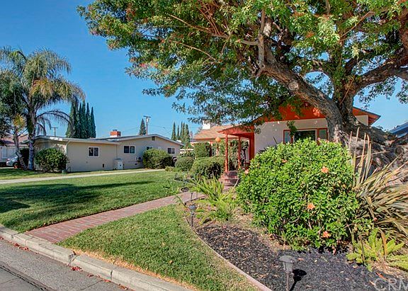 Front Lot View Right Side