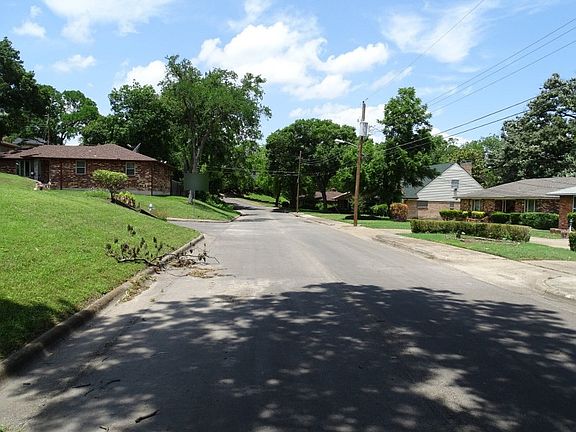 5th image of 929 Wolf Creek Trl