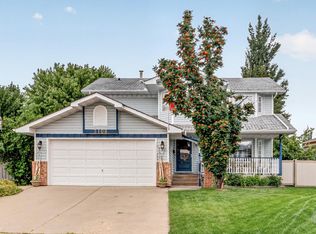 3108 36b Ave NW, Edmonton, AB T6T 1H4
