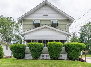 731 Orchard Ave, Barberton, OH