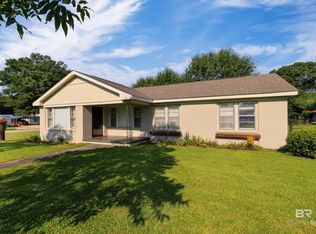 208 Beck St, Atmore, AL 36502