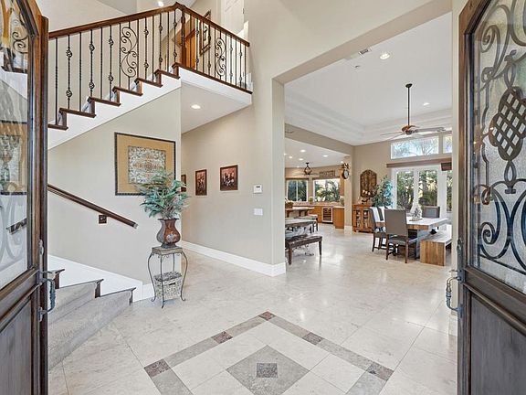 4th image of 15161 La Manda Dr