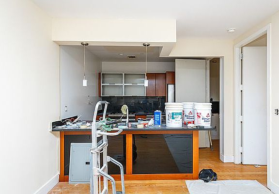 4th image of 756 Myrtle Ave APT 3B