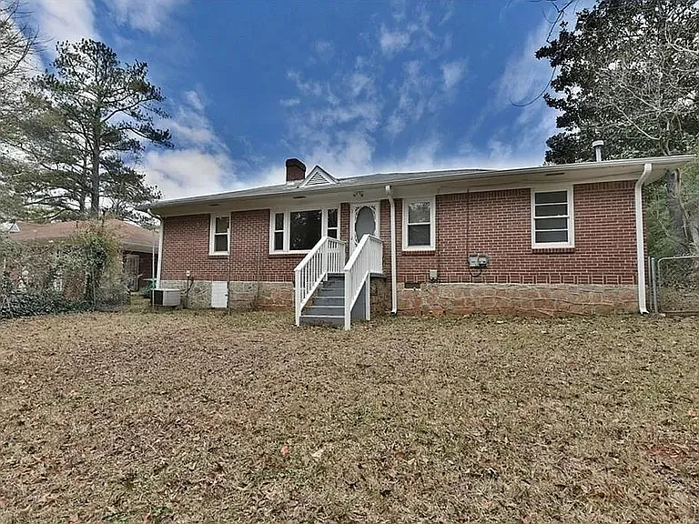1913 Camellia Dr — Photo 17