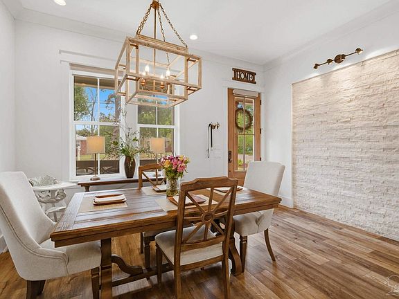 3rd image of 1714 E Hatton St