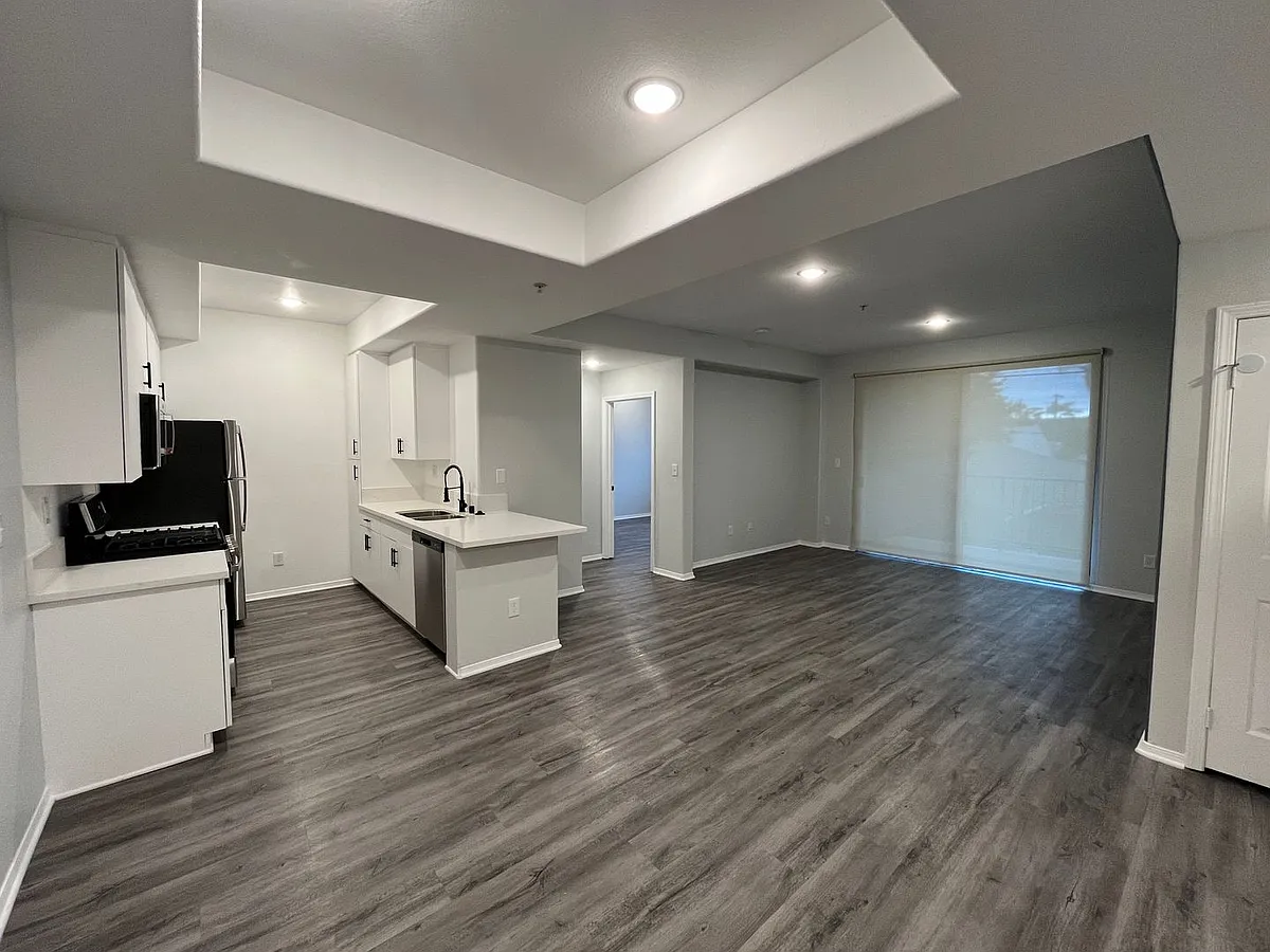 Floor plan 107