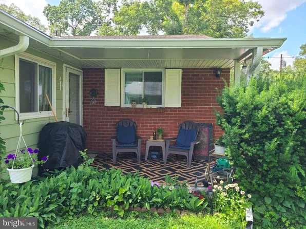 8C Dove St, Manchester Township, NJ 08759