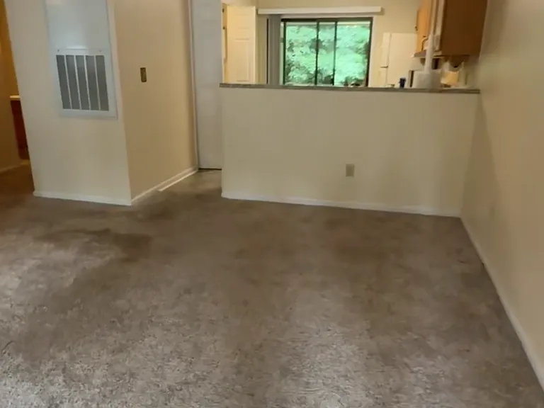 412 Liberty Pl — Photo 2