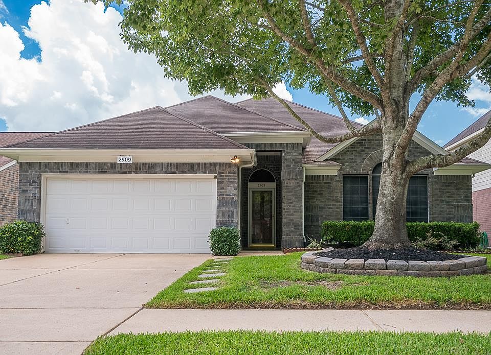 1st image of 2909 Julie Ann Dr