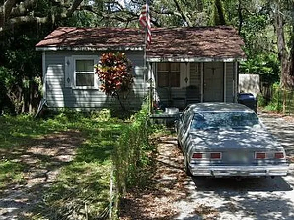 810 E 145th Ave, Tampa, FL 33613