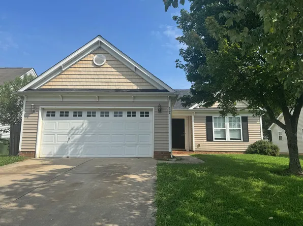 124 Crestwood Dr, Mount Holly, NC 28120