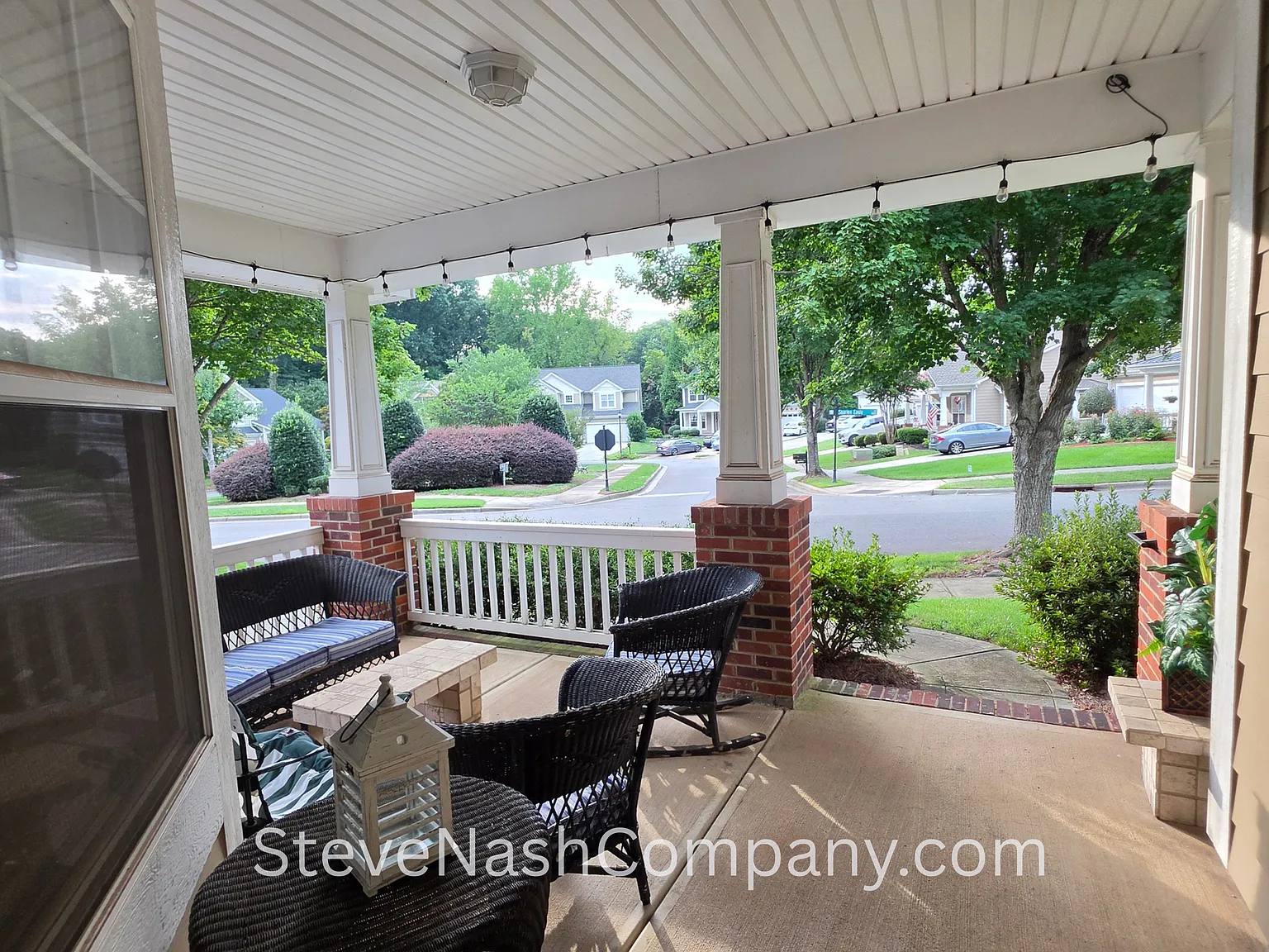 3 bed, 2300 sqft, $2,350 — Photo 2