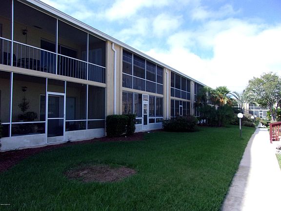 4th image of 2135 N Courtenay Pkwy #111