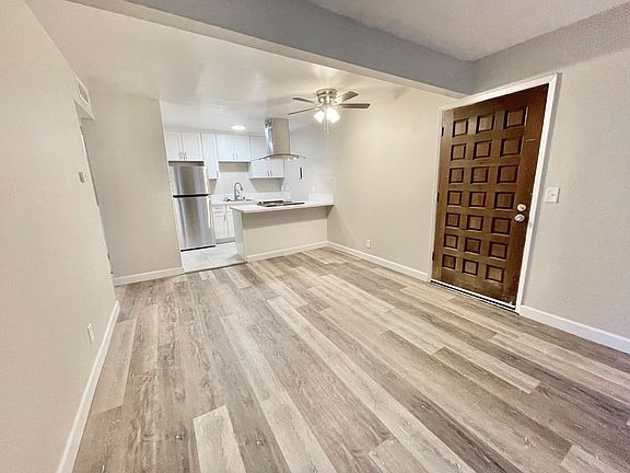 3rd image of 2811-15 E St #12