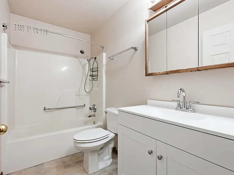 510 NE Quimby Ave #2 — Photo 10