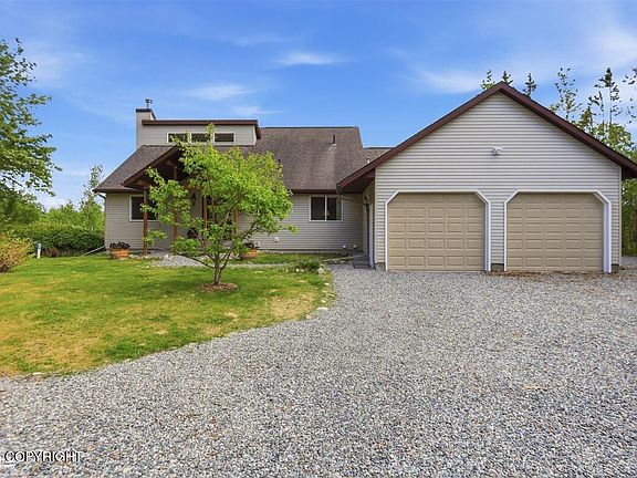 5th image of 1575 N Golden Hills Cir
