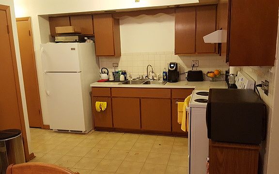 3rd image of 714 N Austin Blvd #2SW