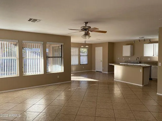3427 E Derringer Way — Photo 2