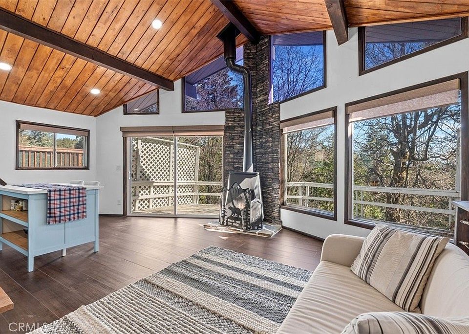 1st image of 26305 Jacqueline Rd